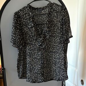 Pleione Black Floral Ruffle V-Neck Blouse